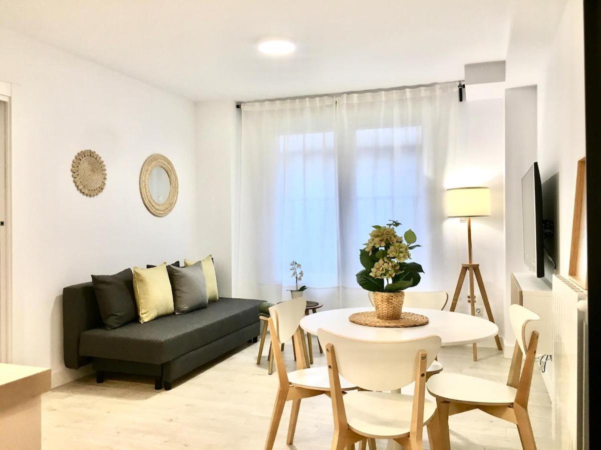 Castro Holidays - Apartamentos Centricos Con Garaje Gratis 乌迪亚莱斯堡 外观 照片