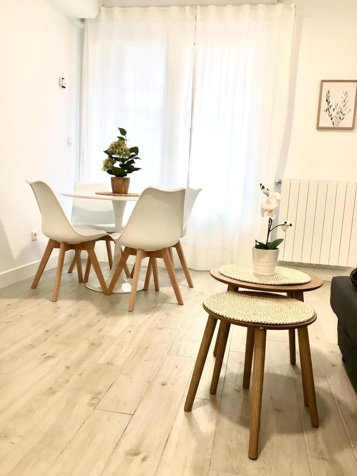 Castro Holidays - Apartamentos Centricos Con Garaje Gratis 乌迪亚莱斯堡 外观 照片