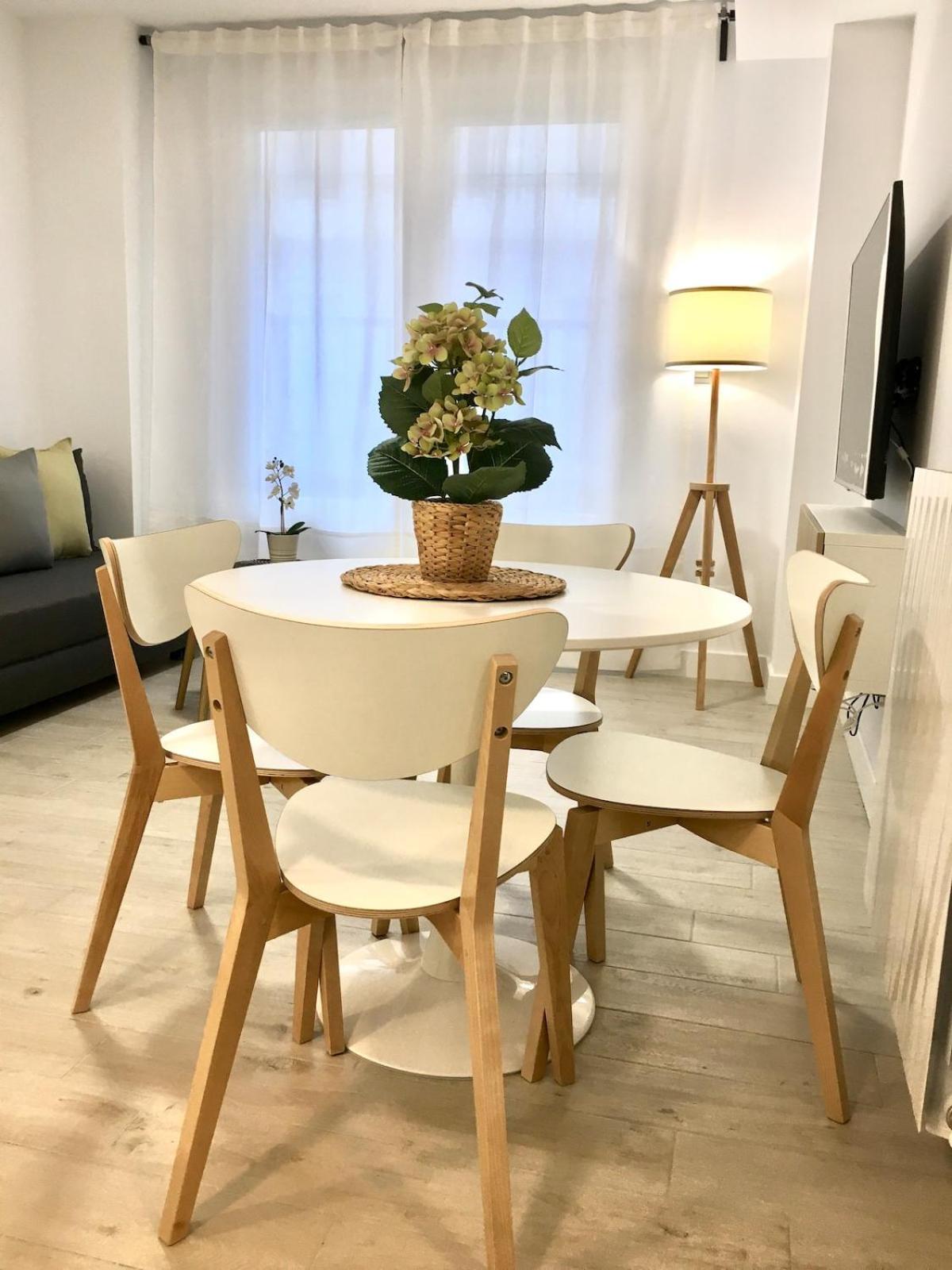 Castro Holidays - Apartamentos Centricos Con Garaje Gratis 乌迪亚莱斯堡 外观 照片
